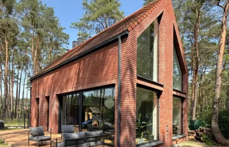 dom-jednorodzinny-opole-elewacja-cegla-taras